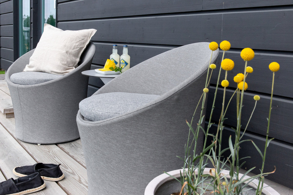 Spoga Lounge Outdoorset ⌀40cm in Weiss/Grau präsentiert im Onlineshop von KAQTU Design AG. Loungeset ist von Venture Home