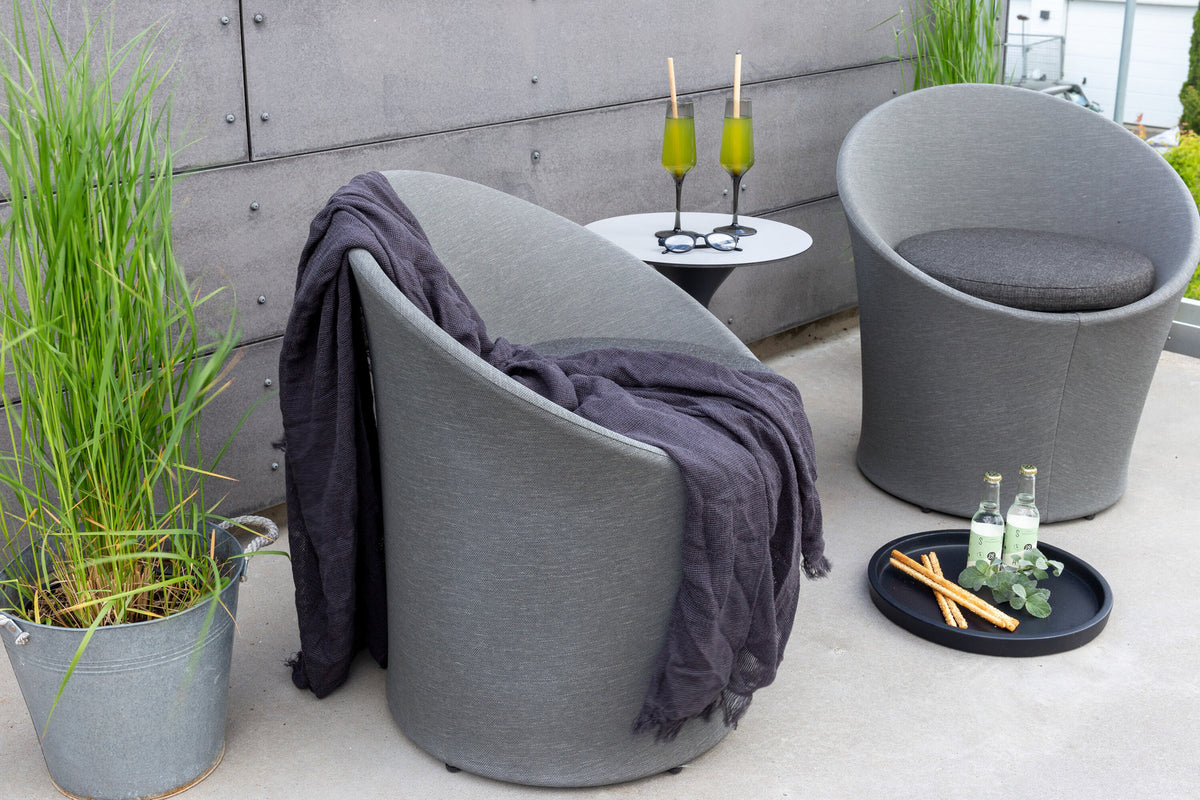 Spoga Lounge Outdoorset ⌀40cm in Schwarz/Grau präsentiert im Onlineshop von KAQTU Design AG. Loungeset ist von Venture Home