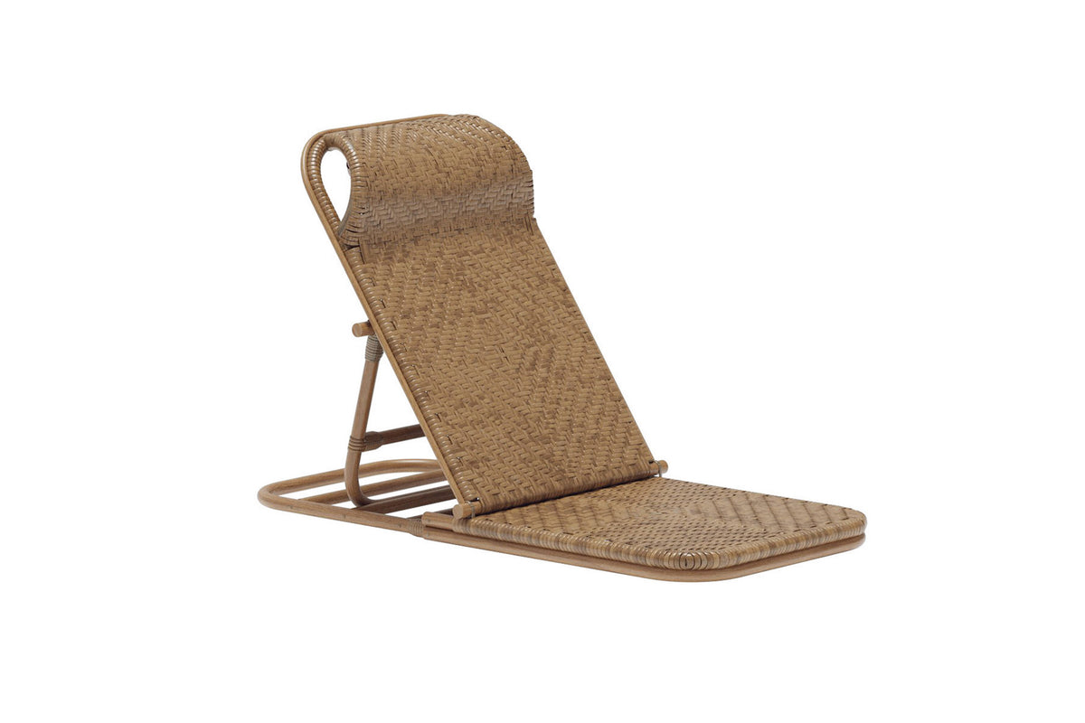 Ellie Sonnenliege in Braun präsentiert im Onlineshop von KAQTU Design AG. Liegestuhl ist von Venture Home