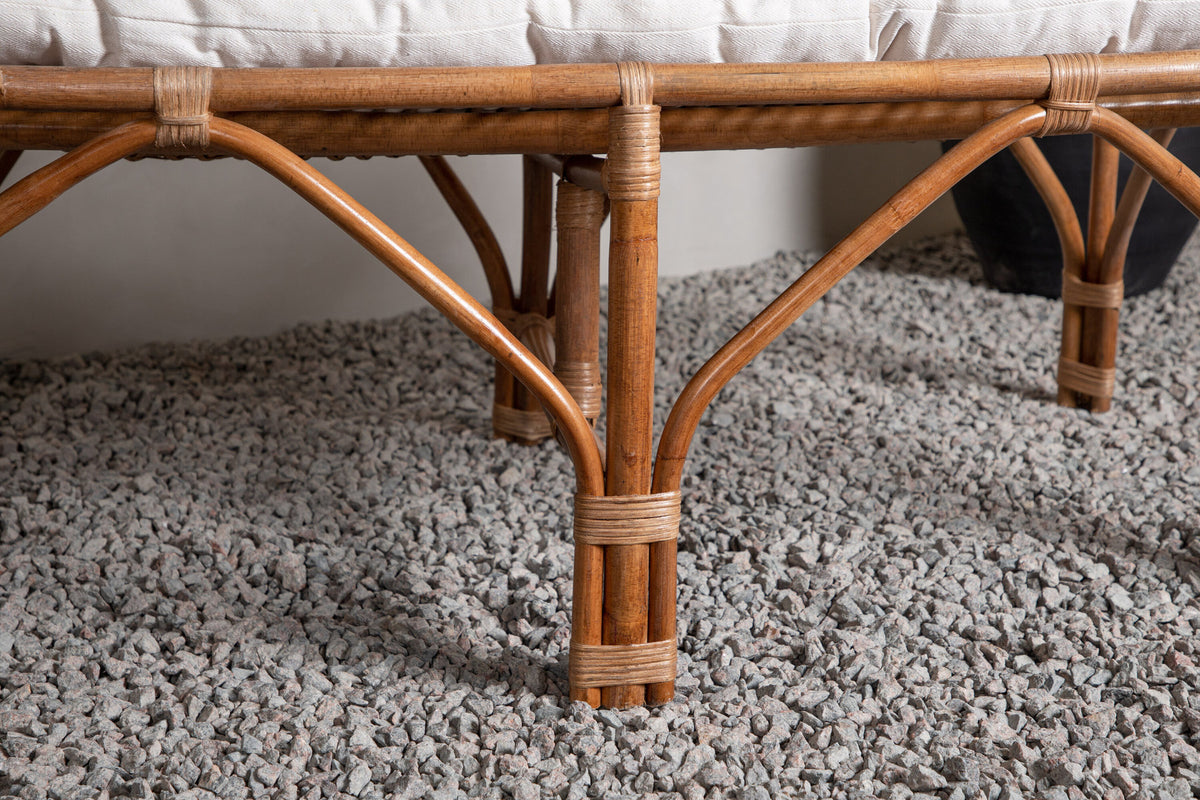 Nella Sofa in Natur präsentiert im Onlineshop von KAQTU Design AG. Gartenbank ist von Venture Home