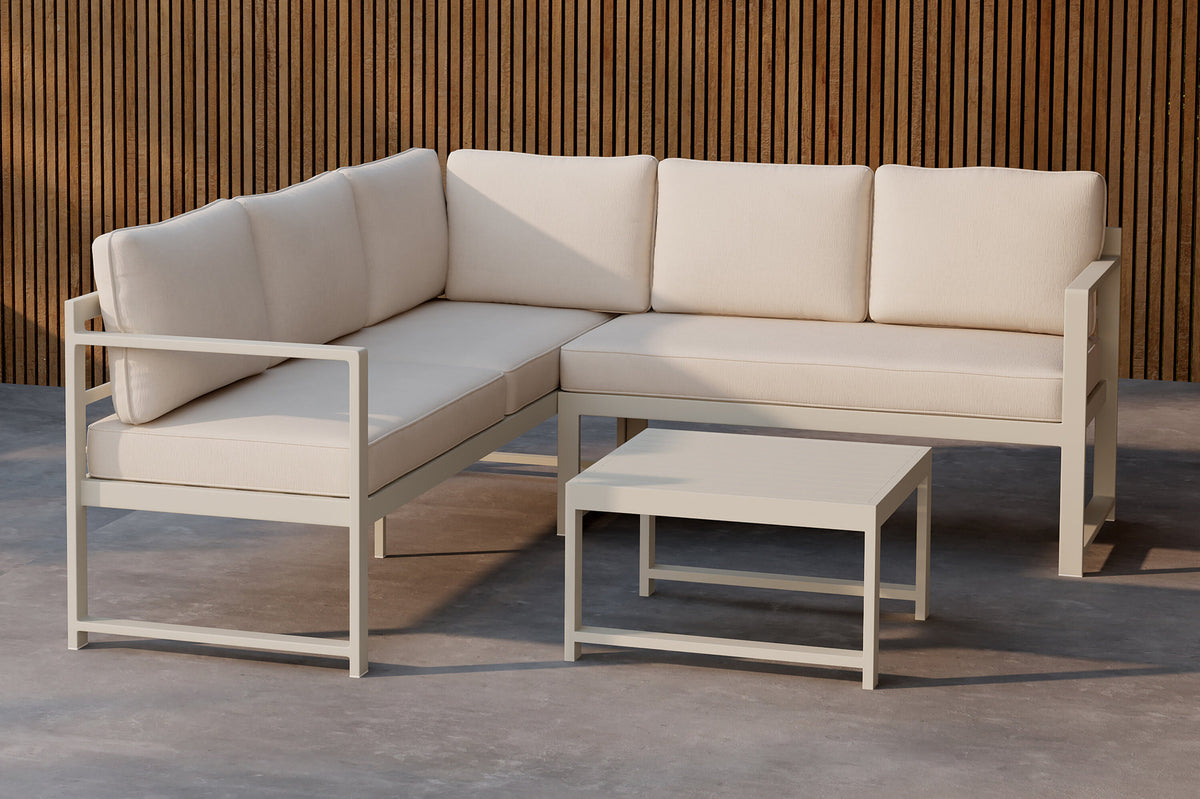 Salvador Ecksofa Outdoorset in Beige präsentiert im Onlineshop von KAQTU Design AG. Loungeset ist von Venture Home