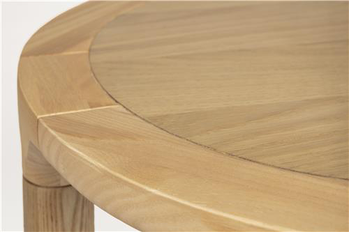 Coffee Tisch Storm in Natural präsentiert im Onlineshop von KAQTU Design AG. Beistelltisch ist von Zuiver