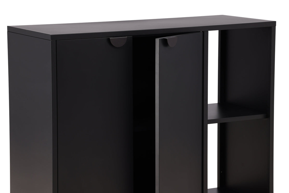 Piring Cabinet in Schwarz präsentiert im Onlineshop von KAQTU Design AG. Cabinet ist von Venture Home
