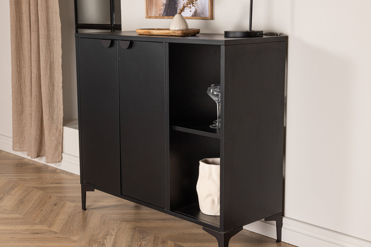 Piring Cabinet in Schwarz präsentiert im Onlineshop von KAQTU Design AG. Cabinet ist von Venture Home