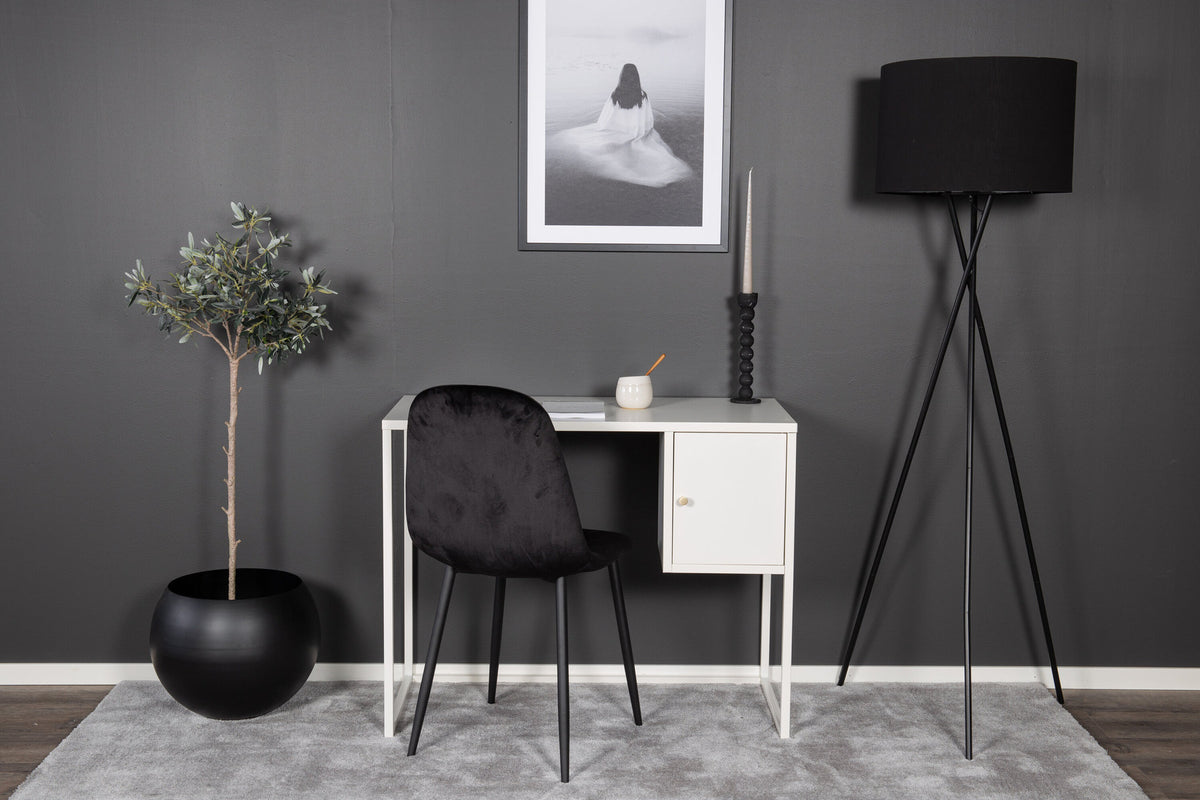 Bakal Desk in Weiss präsentiert im Onlineshop von KAQTU Design AG. Schreibtisch ist von Venture Home