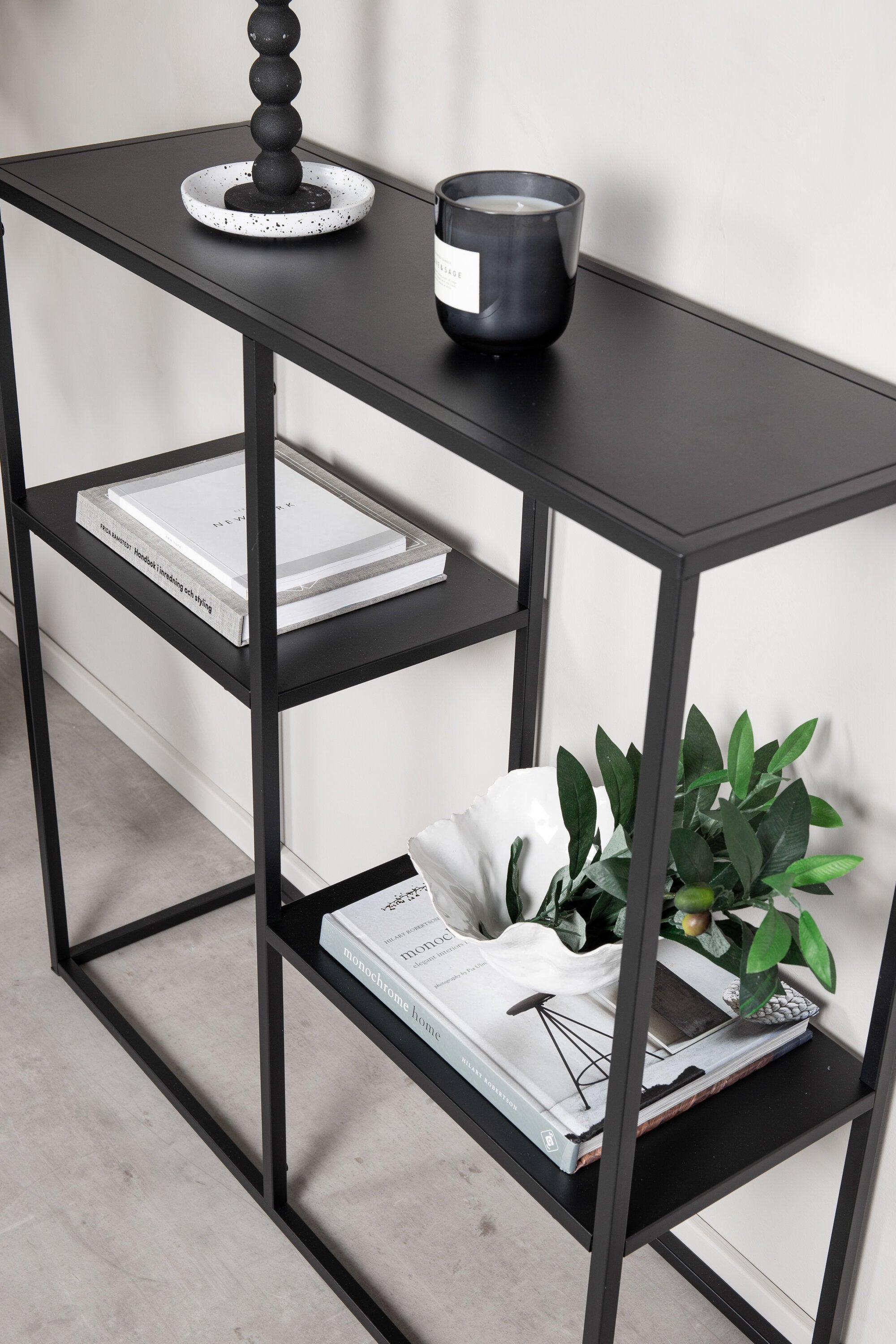 Staal Regal in Schwarz präsentiert im Onlineshop von KAQTU Design AG. Standregal ist von Venture Home