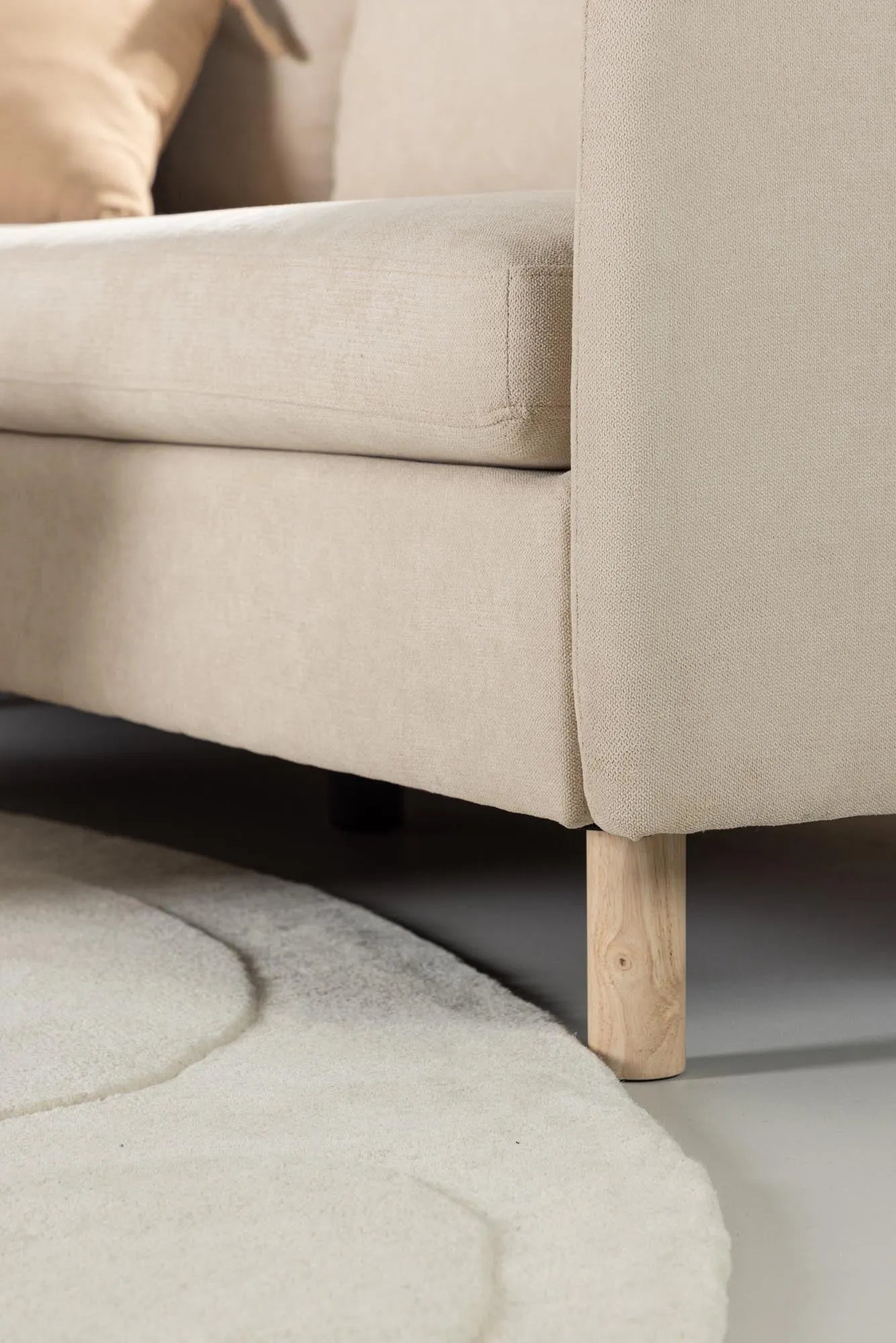 Zero Ecksofa von Venture Home: Stilvoller Komfort für Ihr Wohnzimmer.