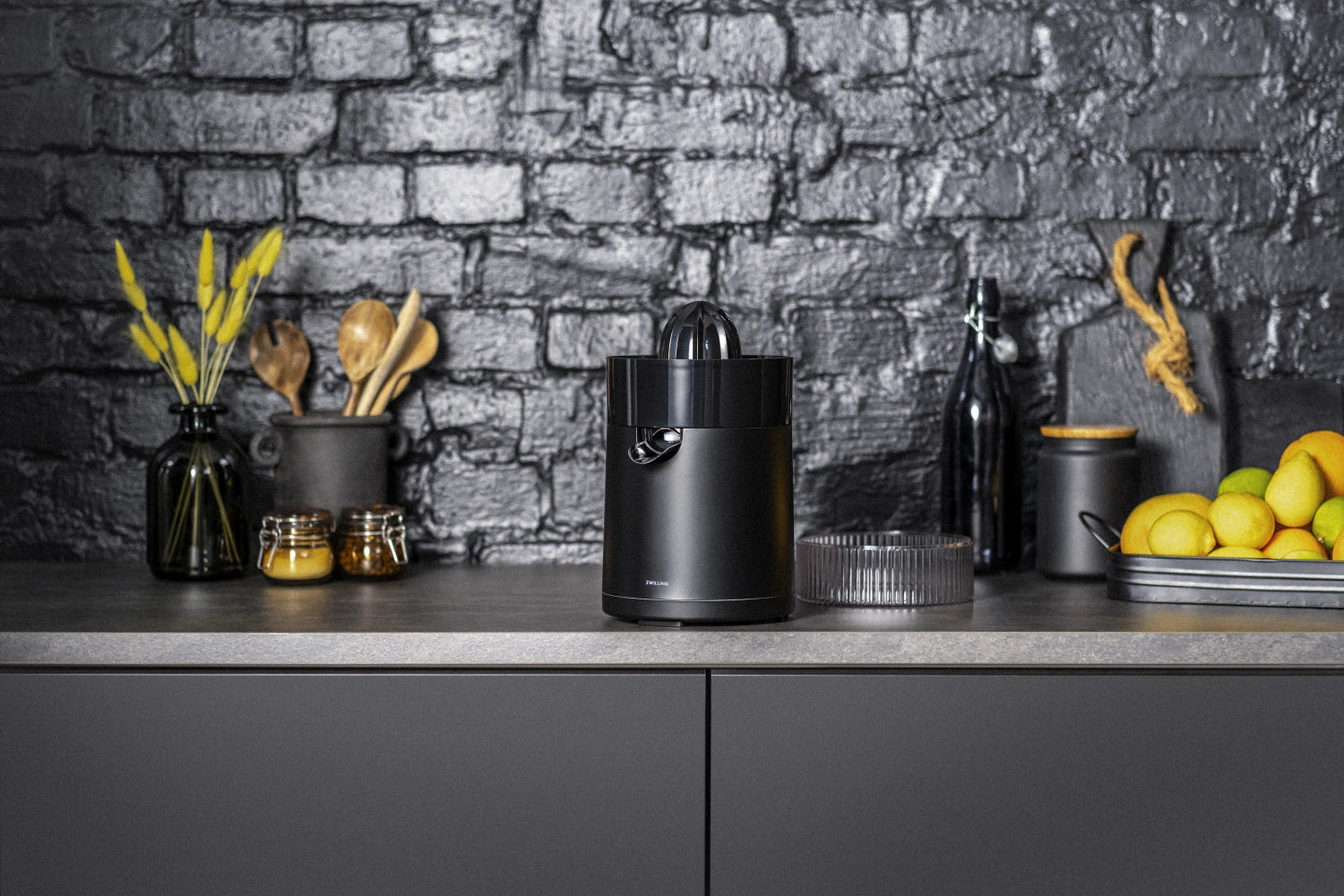 Enfinigy Citrus Press, Black