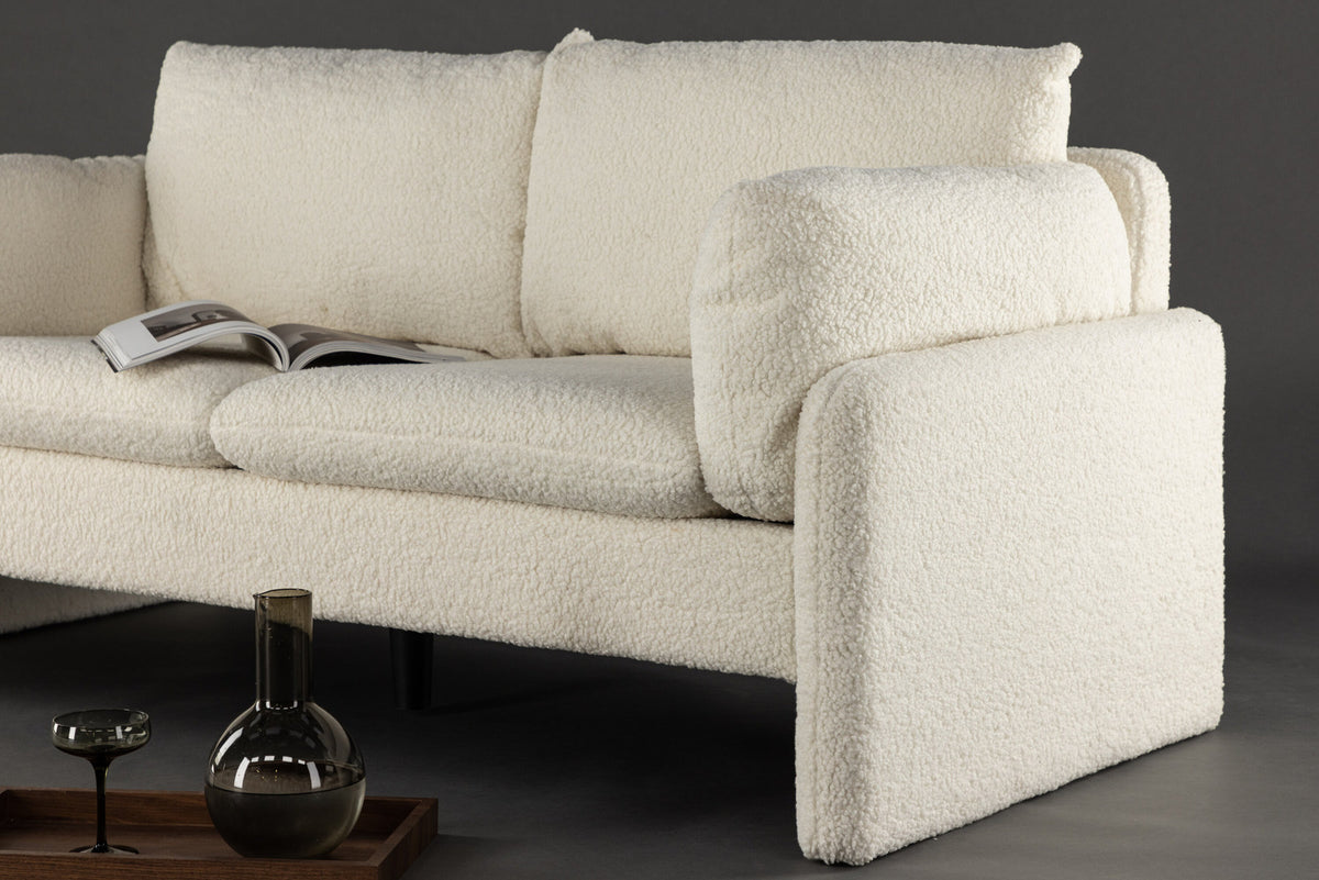 Vindel 2-Seat Sofa in Weiss präsentiert im Onlineshop von KAQTU Design AG. 2er Sofa ist von Venture Home