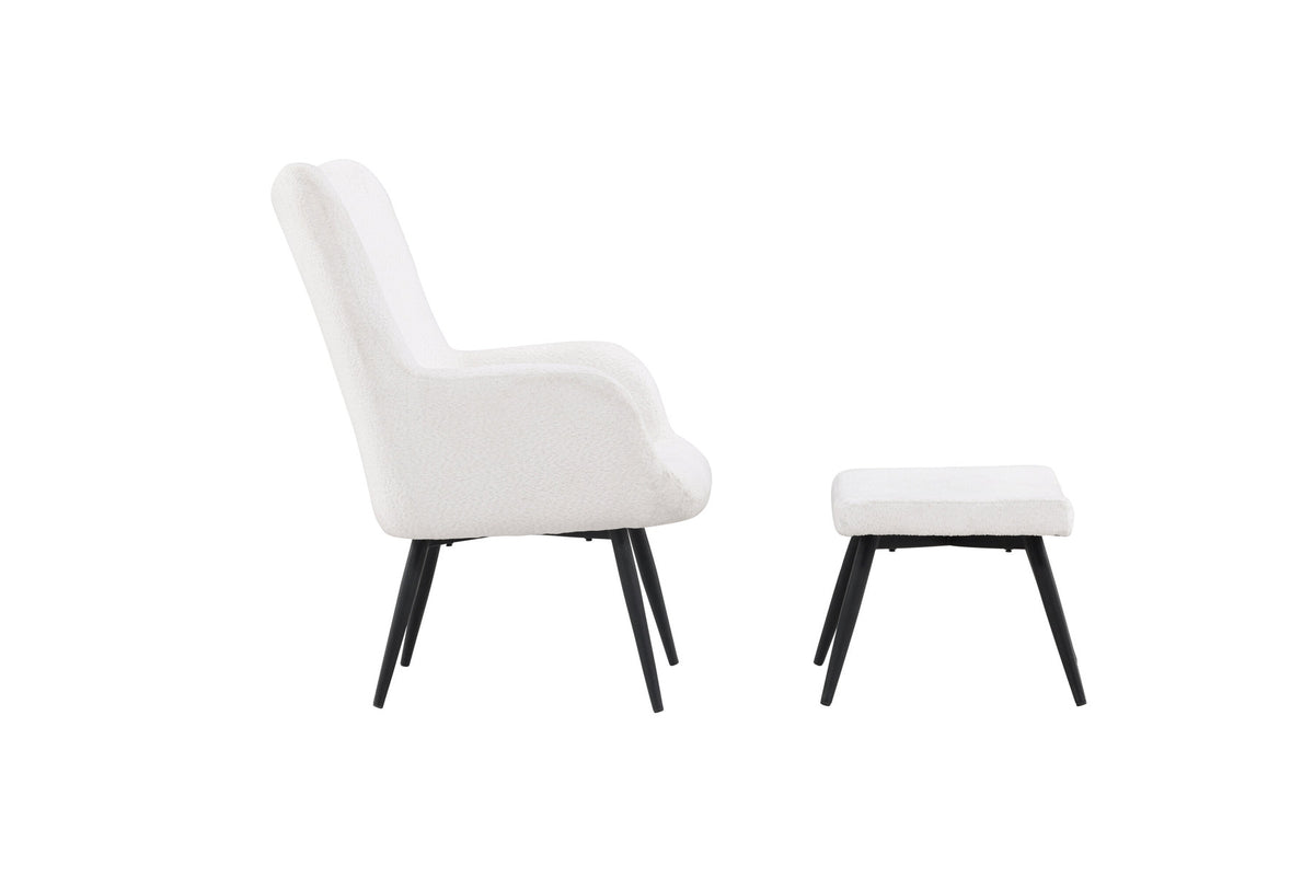 Como Sessel mit Ottoman in Weiss präsentiert im Onlineshop von KAQTU Design AG. Sessel mit Armlehnen ist von Venture Home