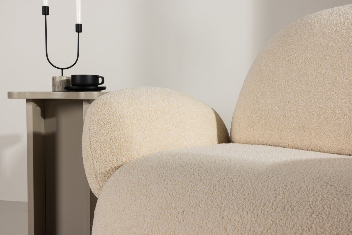 Sevilla Sessel in Beige/Schwarz präsentiert im Onlineshop von KAQTU Design AG. Sessel mit Armlehnen ist von Venture Home