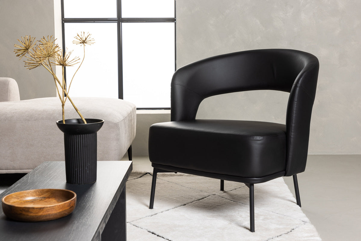 Mundo Sofa Sessel in Schwarz präsentiert im Onlineshop von KAQTU Design AG. Sessel mit Armlehnen ist von Venture Home