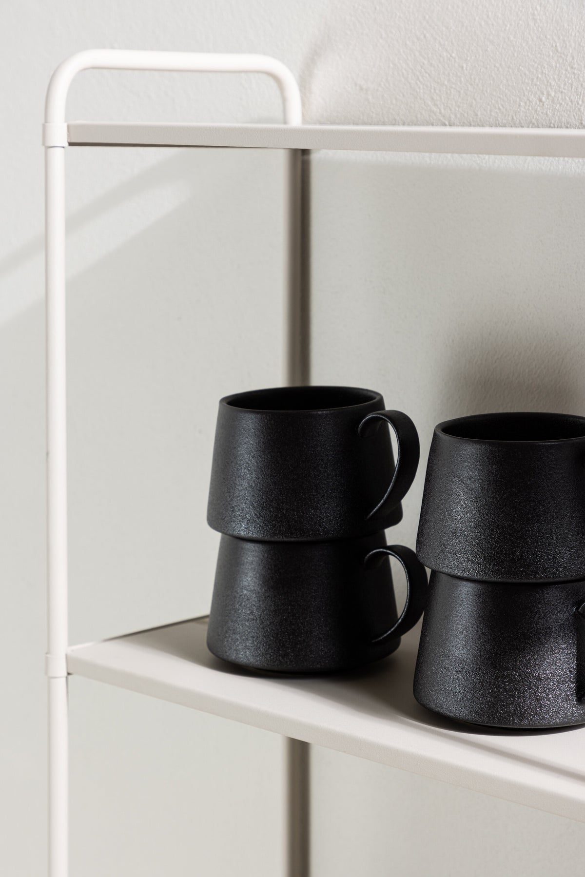 Lyon Regal in Beige präsentiert im Onlineshop von KAQTU Design AG. Standregal ist von Venture Home