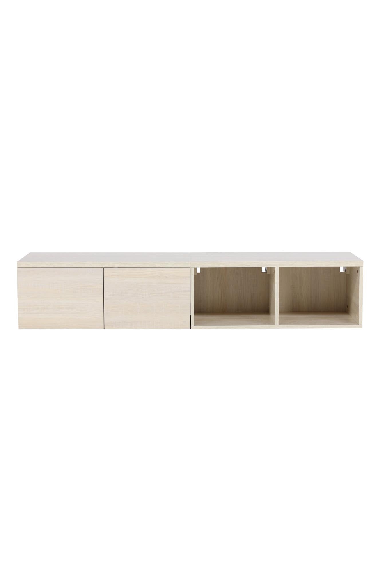 Erleben Sie das Nomi TV-Sideboard von Venture Home – ein elegantes Möbelstück, das modernes Design mit praktischem Stauraum vereint.