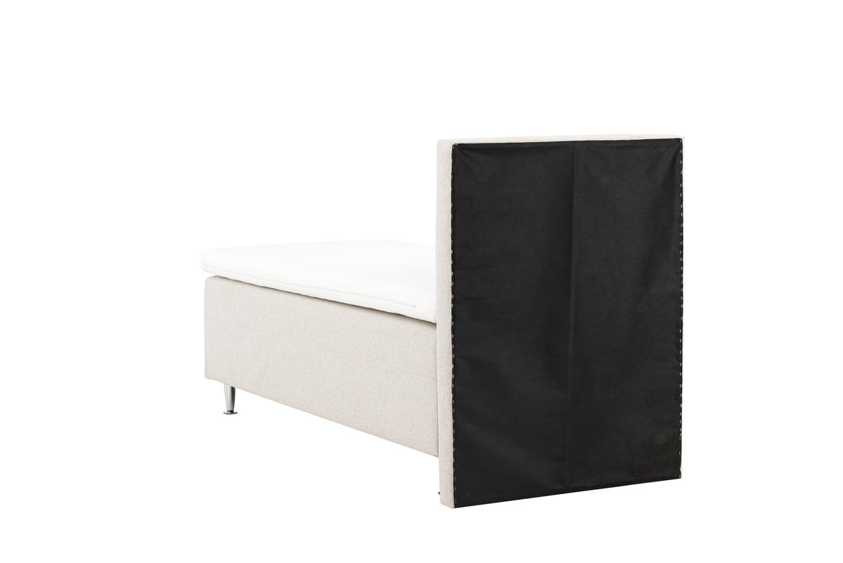 Bett Mesa in Beige präsentiert im Onlineshop von KAQTU Design AG. Bett ist von Venture Home