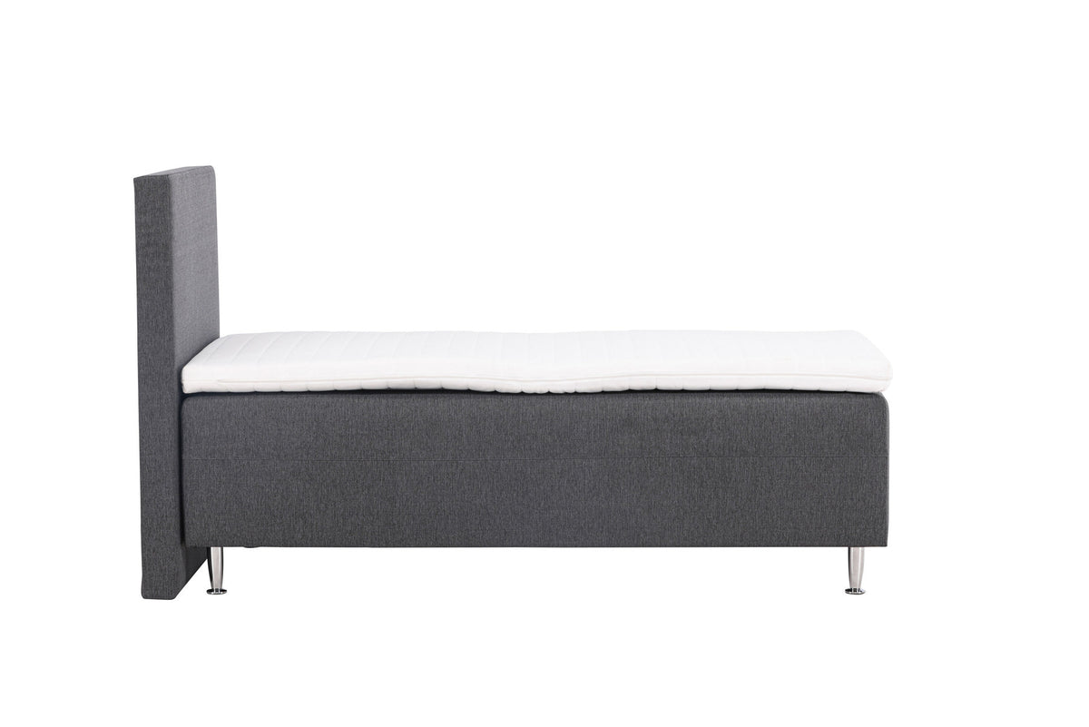 Bett Mesa in Dunkelgrau präsentiert im Onlineshop von KAQTU Design AG. Bett ist von Venture Home