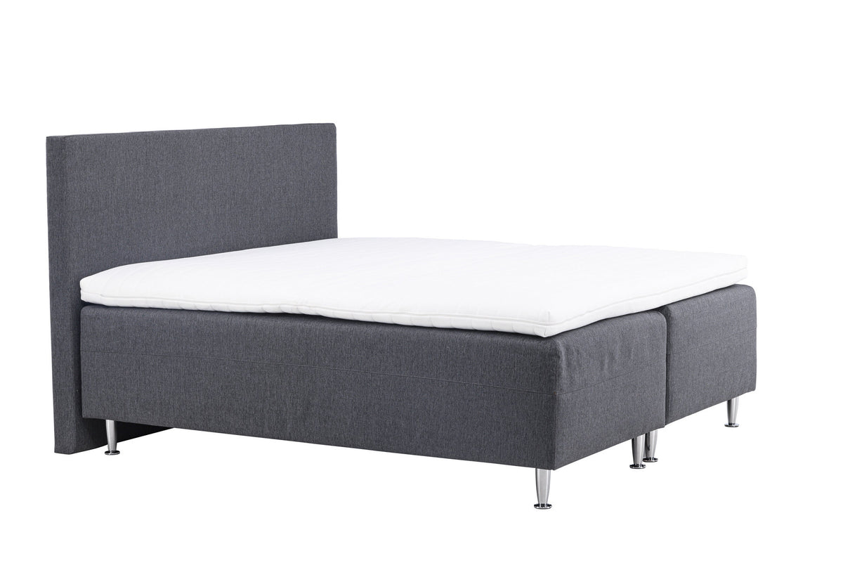Bett Mesa in Dunkelgrau präsentiert im Onlineshop von KAQTU Design AG. Bett ist von Venture Home