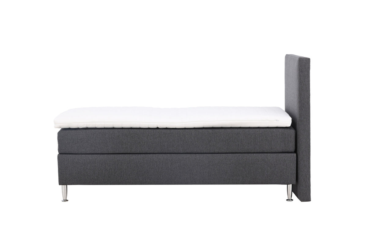 Bett Toledo in Dunkelgrau präsentiert im Onlineshop von KAQTU Design AG. Bett ist von Venture Home