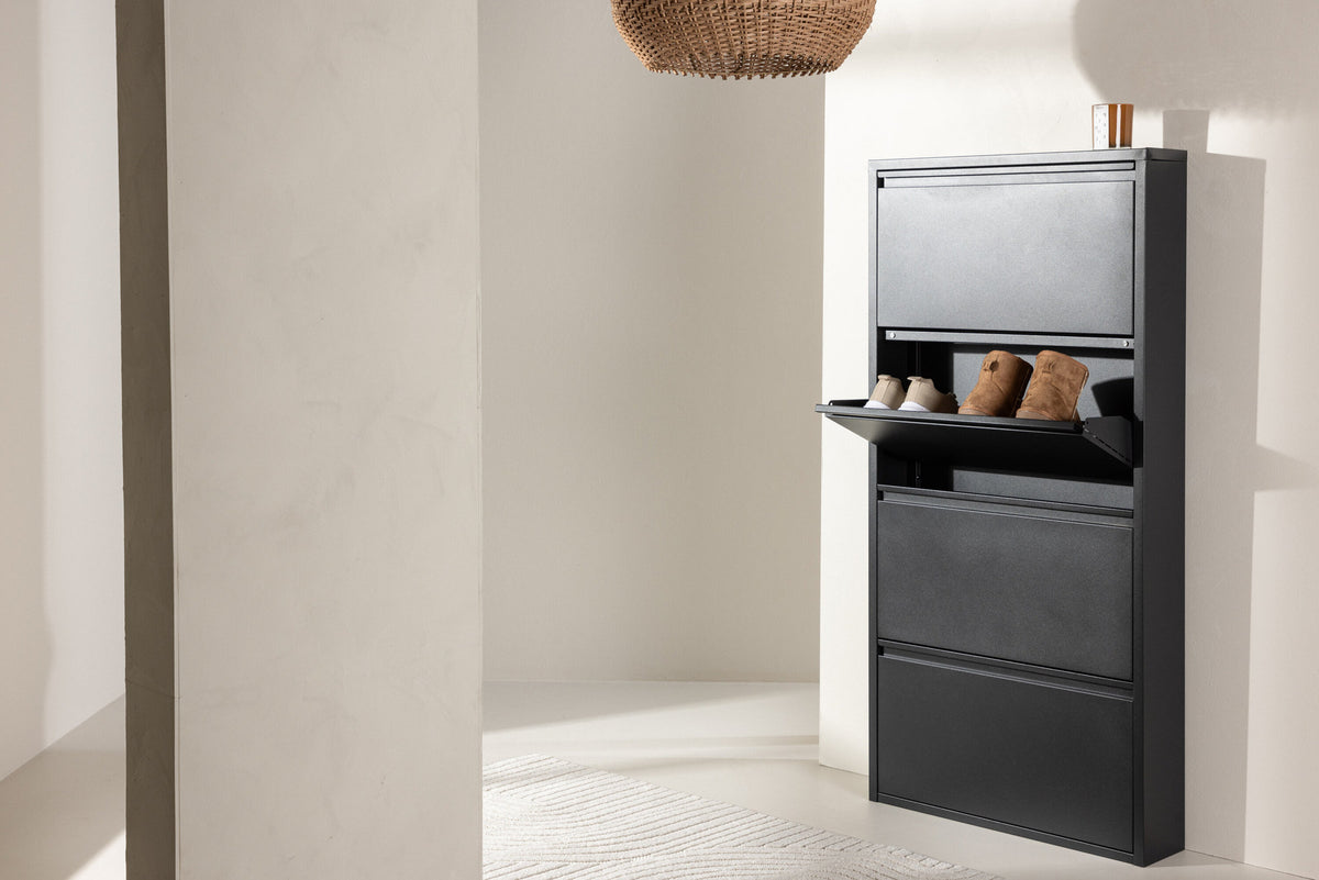 Ushuaia Kabinett in Schwarz präsentiert im Onlineshop von KAQTU Design AG. Schuhregal ist von Venture Home