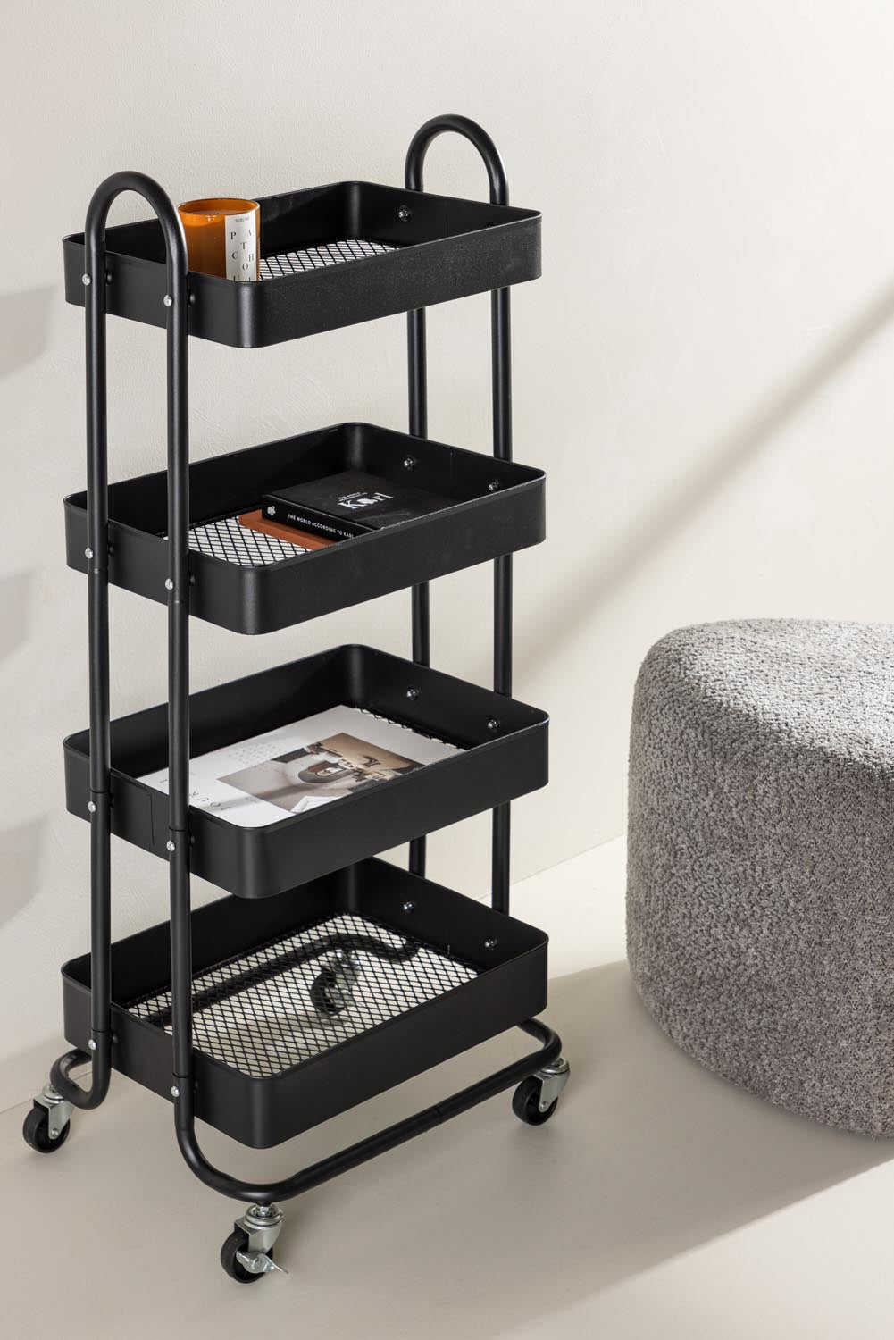Manaus Kommode in Schwarz präsentiert im Onlineshop von KAQTU Design AG. Servierwagen ist von Venture Home