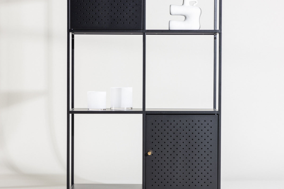 Porto Regal in Schwarz präsentiert im Onlineshop von KAQTU Design AG. Standregal ist von Venture Home