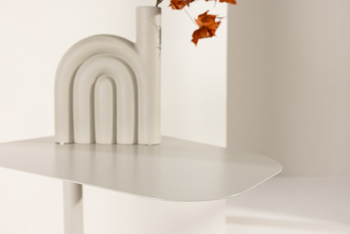 San Jose Beistelltisch in Beige präsentiert im Onlineshop von KAQTU Design AG. Beistelltisch ist von Venture Home