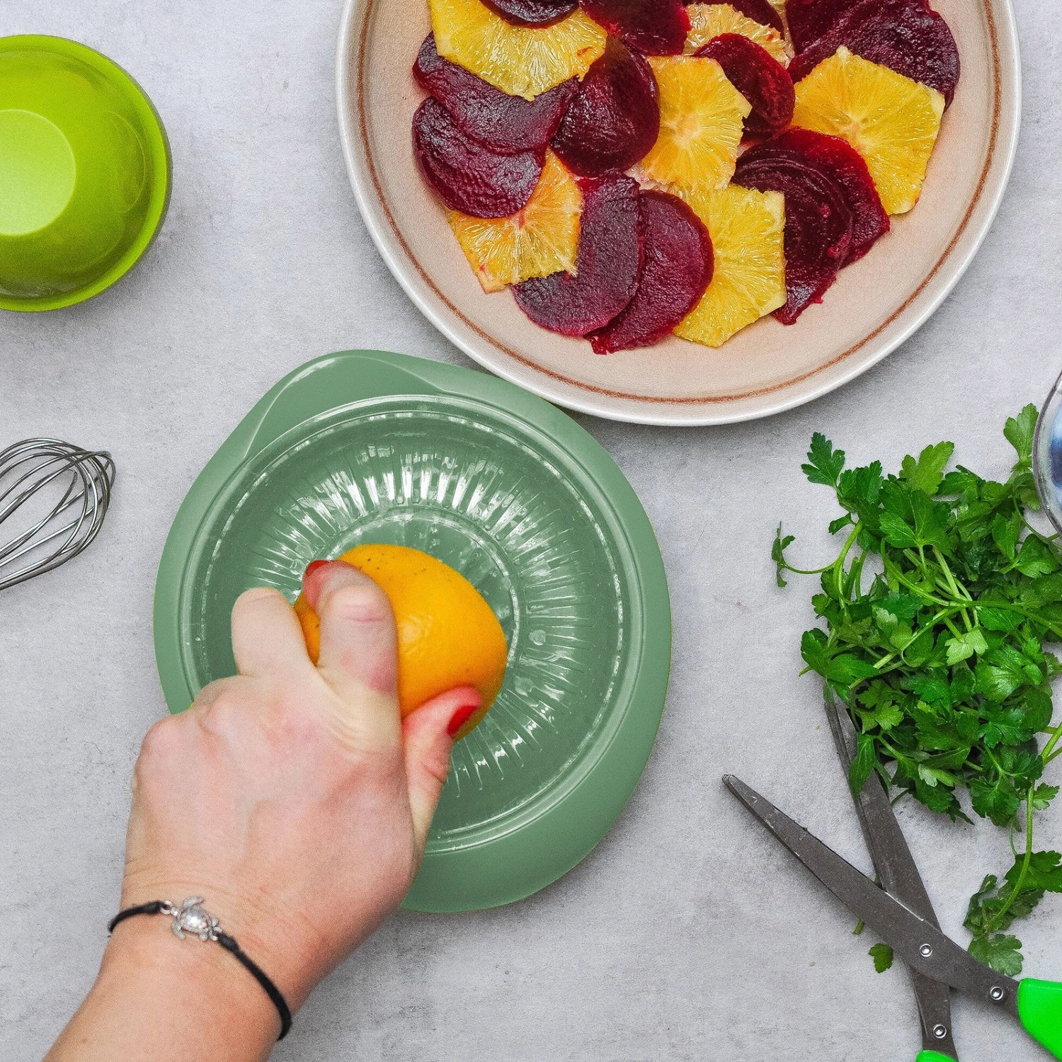 Limetta Zitrus- und Orangenpresse 0.5l mint in Grün präsentiert im Onlineshop von KAQTU Design AG. Küchenhelfer ist von Westmark