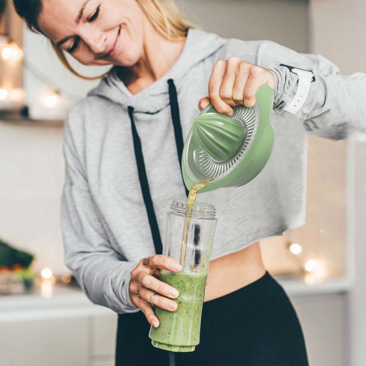 Limetta Zitrus- und Orangenpresse 0.5l mint in Grün präsentiert im Onlineshop von KAQTU Design AG. Küchenhelfer ist von Westmark