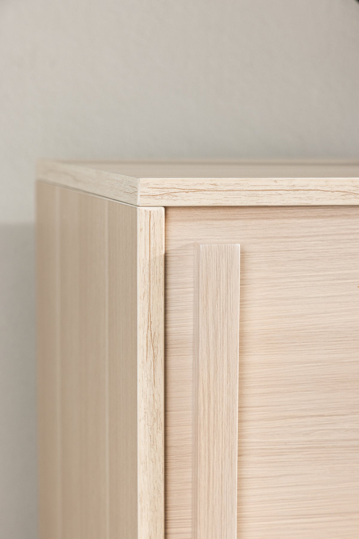 Lugo TV Sideboard in Tünchen präsentiert im Onlineshop von KAQTU Design AG. TV-Möbel ist von Venture Home