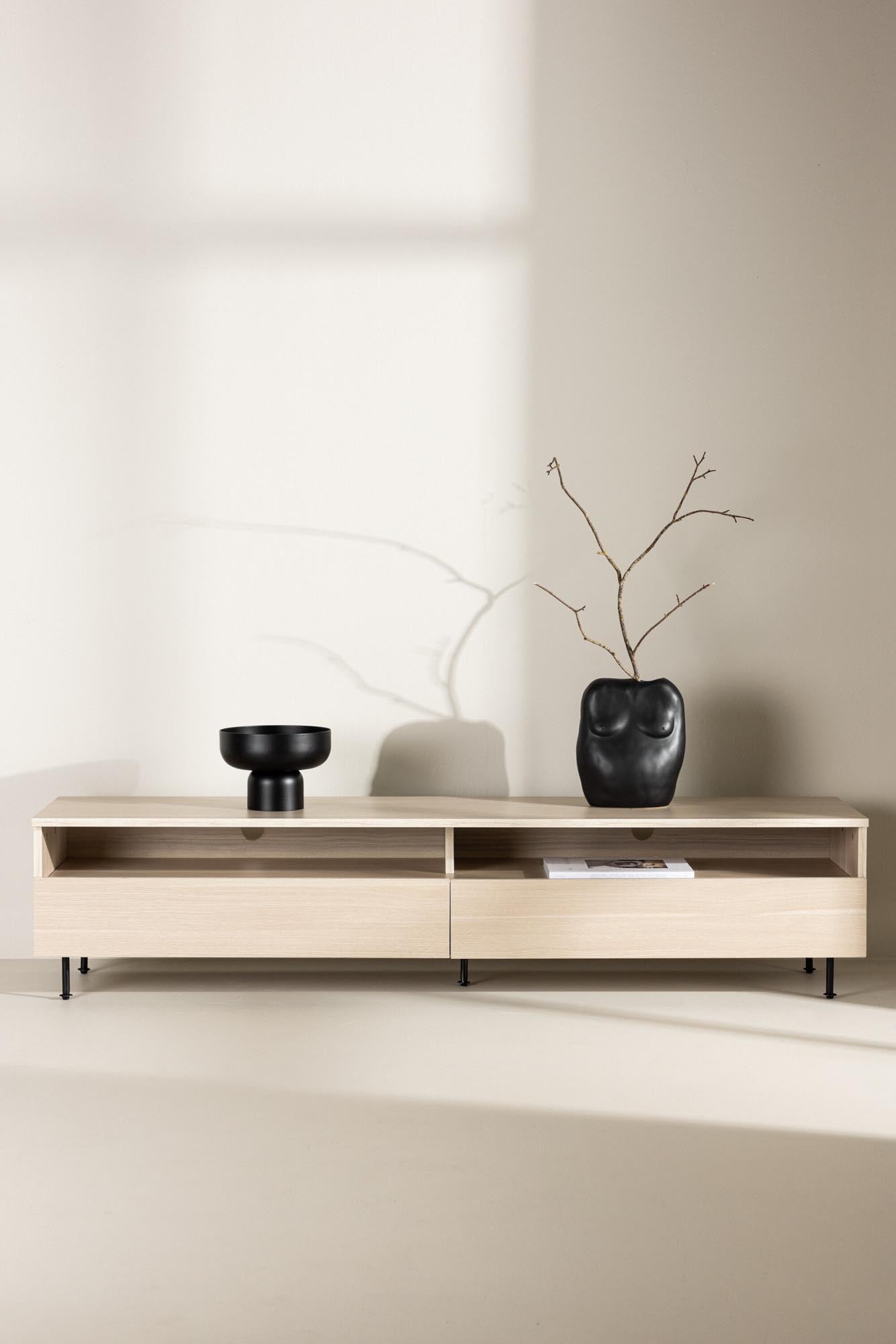 Elegantes Navarra TV-Sideboard: Stilvolle Aufbewahrungslösung.