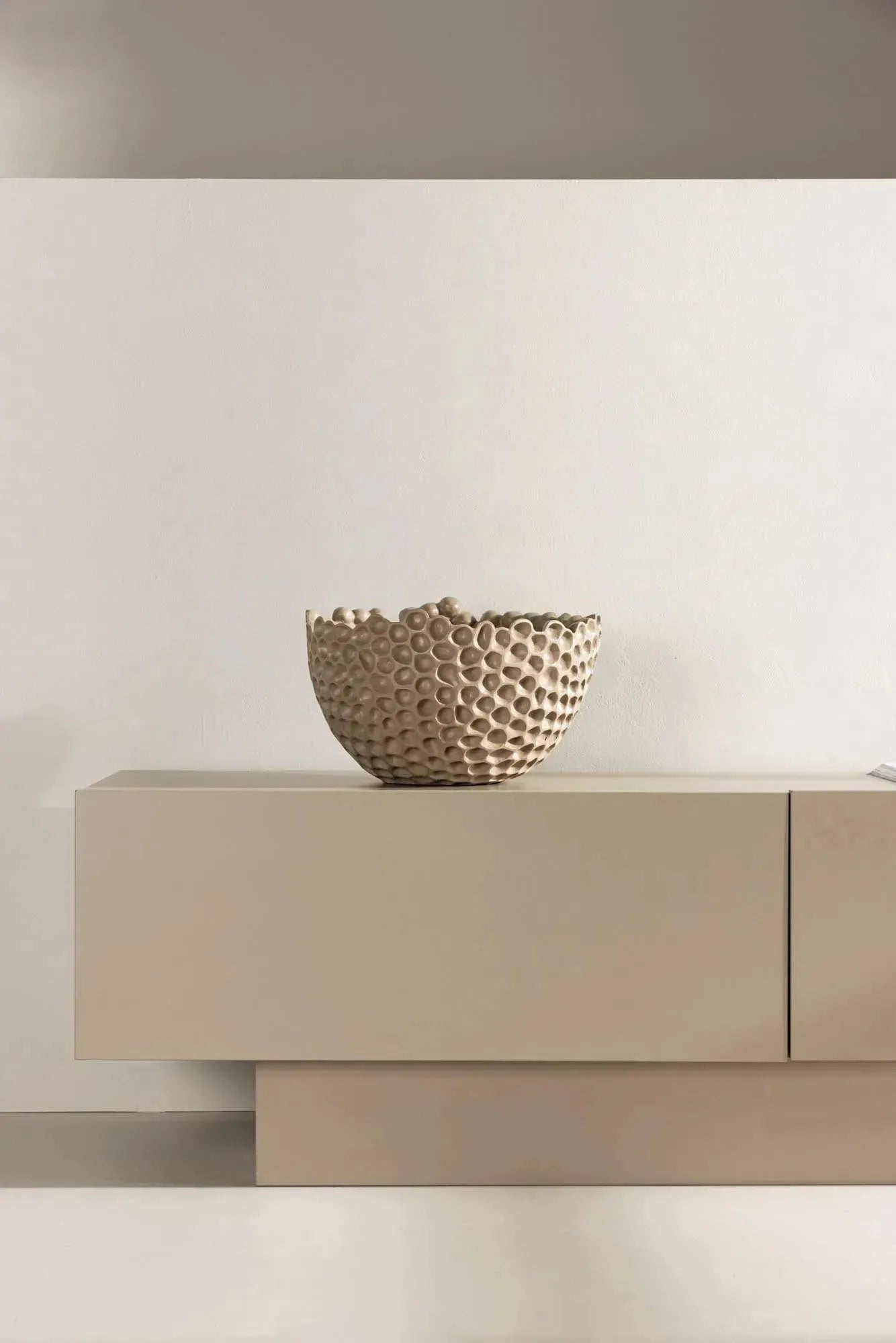 Stilvolles Cuenca TV-Sideboard: Funktionalität trifft auf Eleganz.