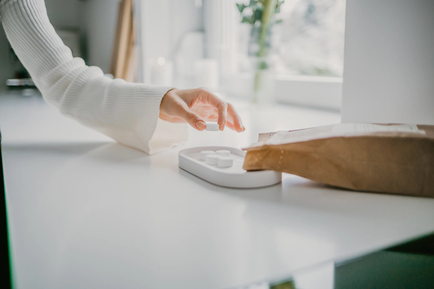 120 Stück Spülmaschinen Tabs in Weiss präsentiert im Onlineshop von KAQTU Design AG. Abwasch ist von Nordesign