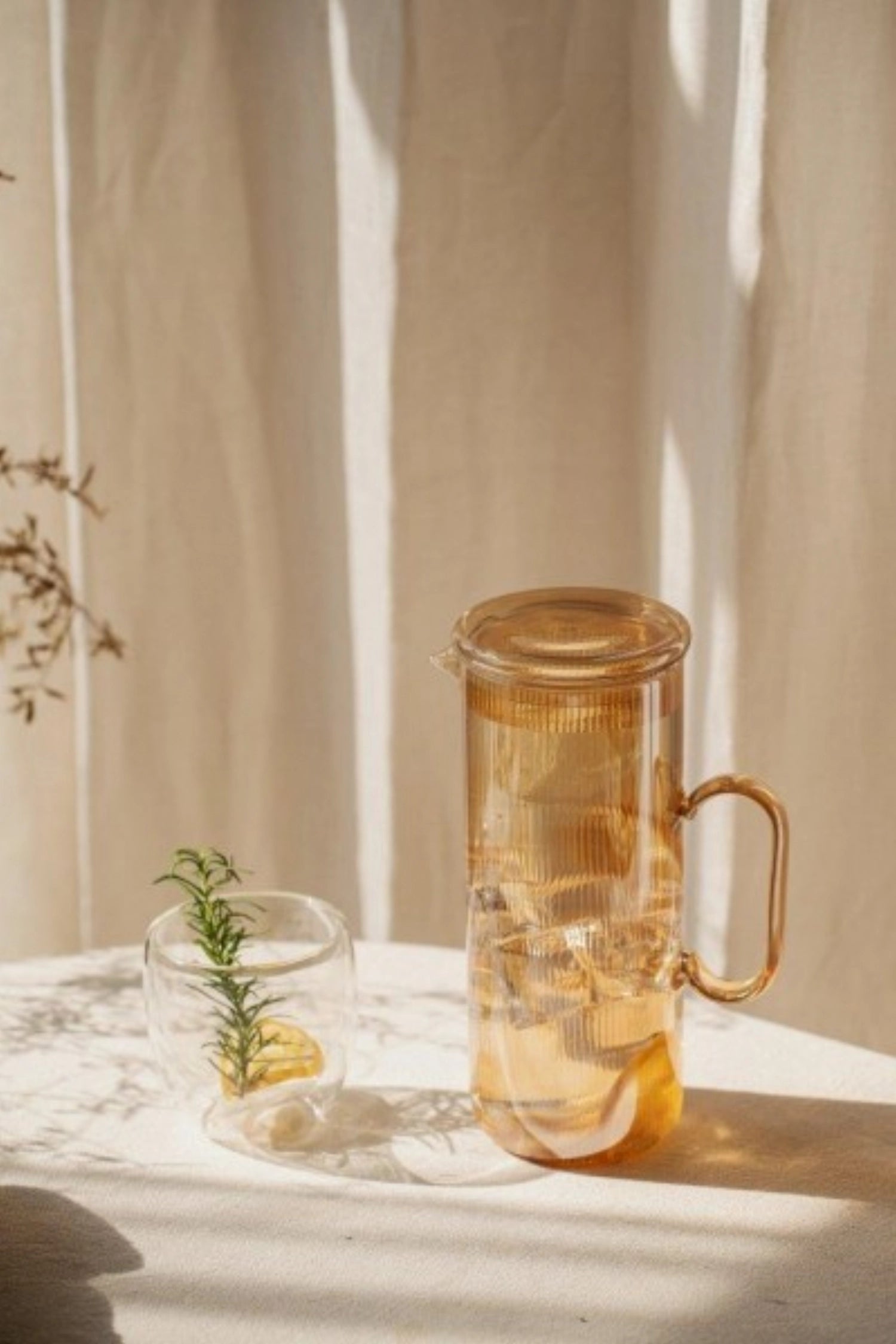 Karaffe aus Borosilikatglas, 1.2l gold