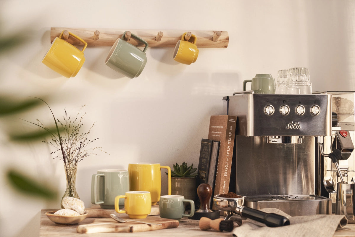 Tasse Citron S 250ml in Gelb präsentiert im Onlineshop von KAQTU Design AG. Espressotassen ist von Staub