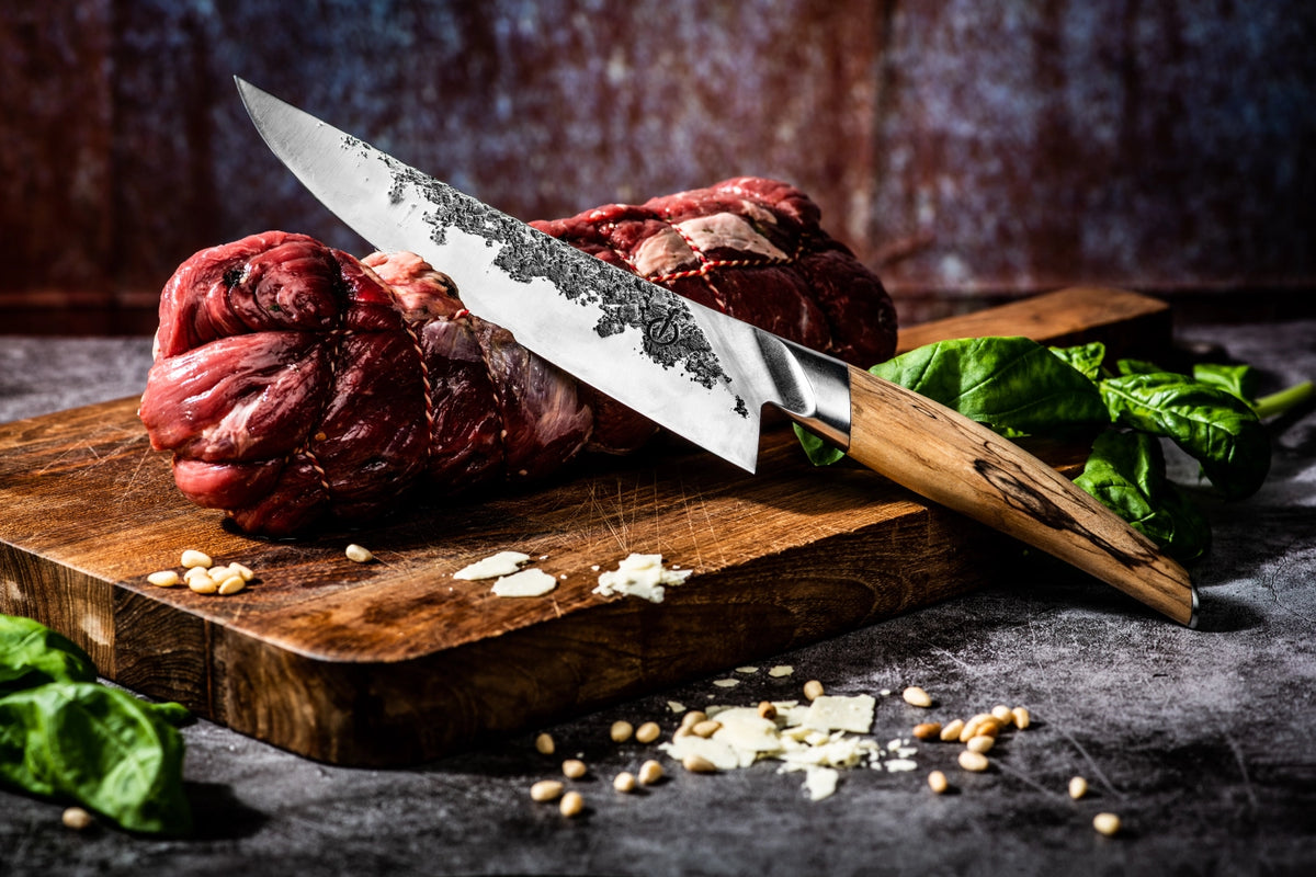 Katai Kochmesser 20cm in Gelb präsentiert im Onlineshop von KAQTU Design AG. Küchenmesser ist von Forged