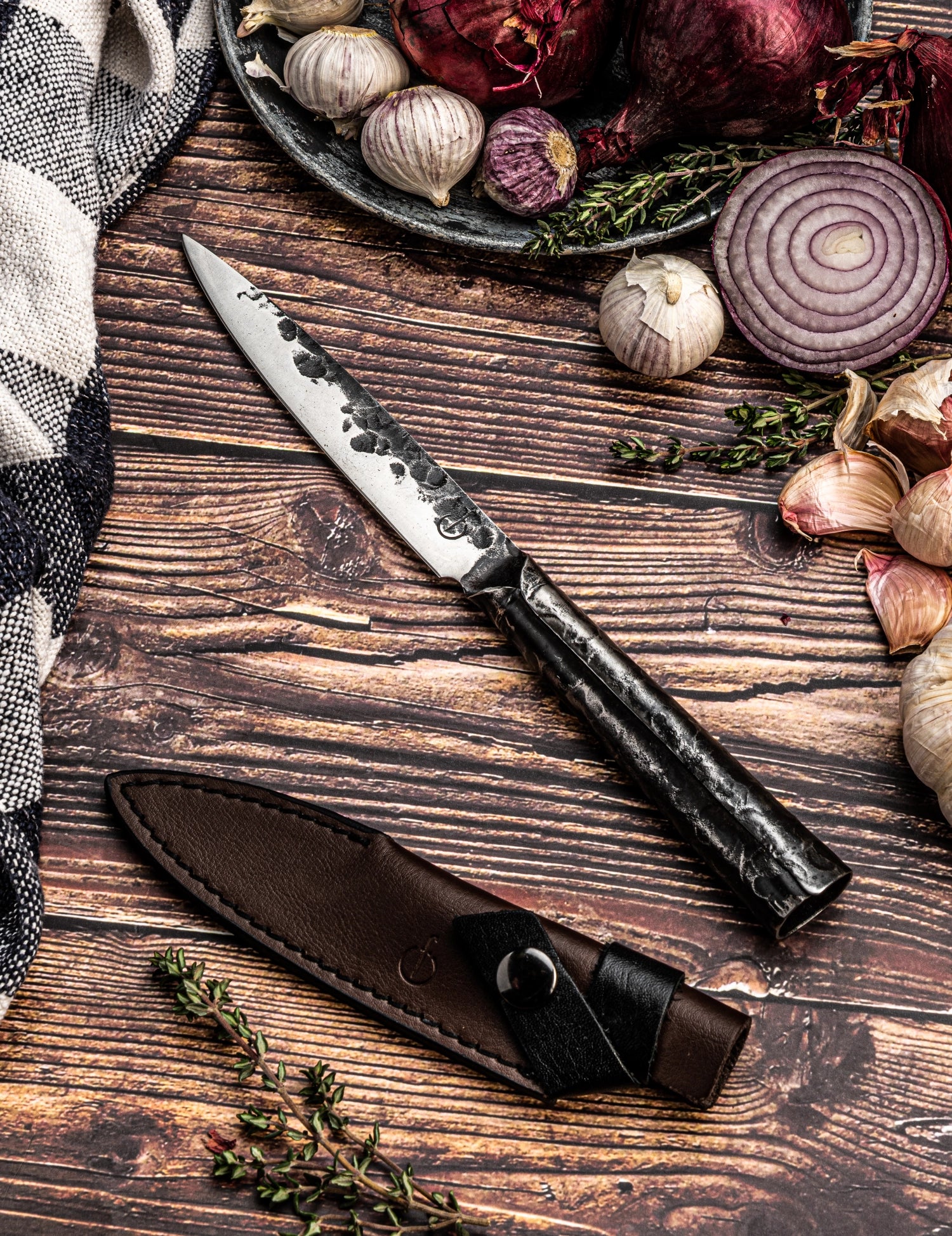 Etui en cuir pour couteau universel