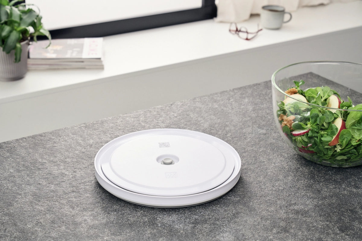 Fresh & Save Bowls Vakuumdeckel 24cm L, ABS, Weiss in Weiss präsentiert im Onlineshop von KAQTU Design AG. Aufbewahrungsbeutel ist von Zwilling