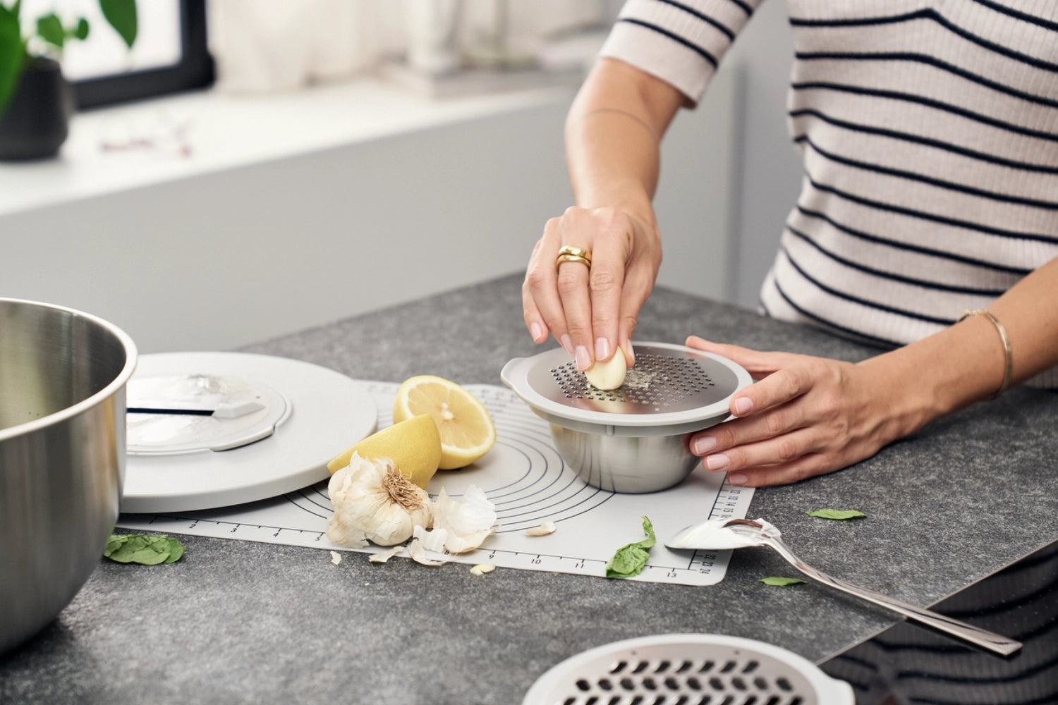 5e. Ensemble d'accessoires Fresh & Save Bowls