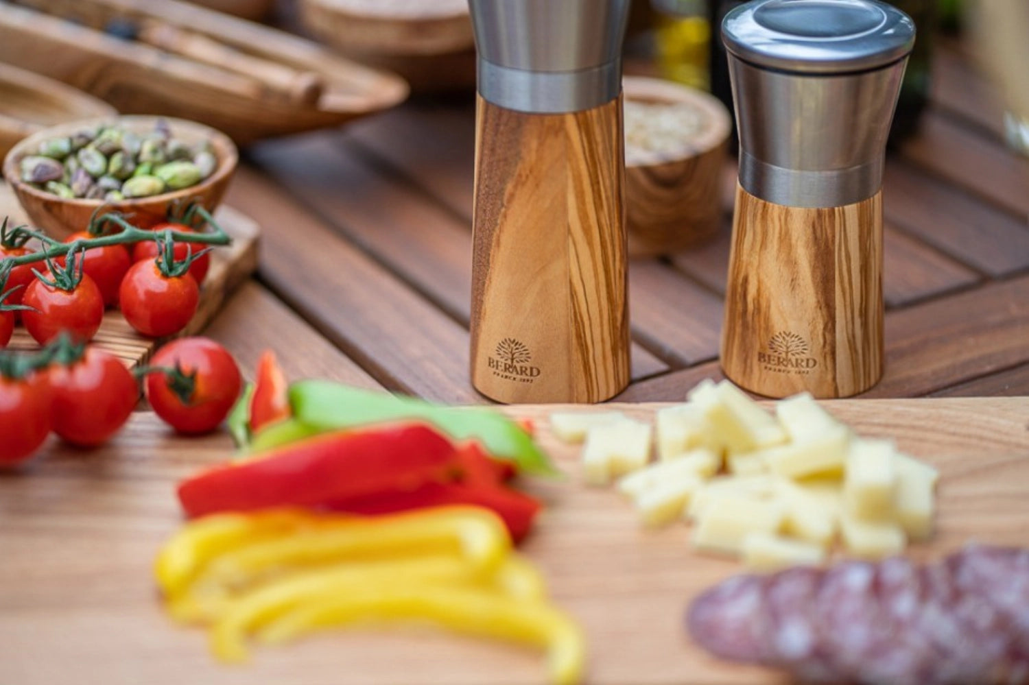 Sale e pepe grande legno d'oliva 17x6,5 cm