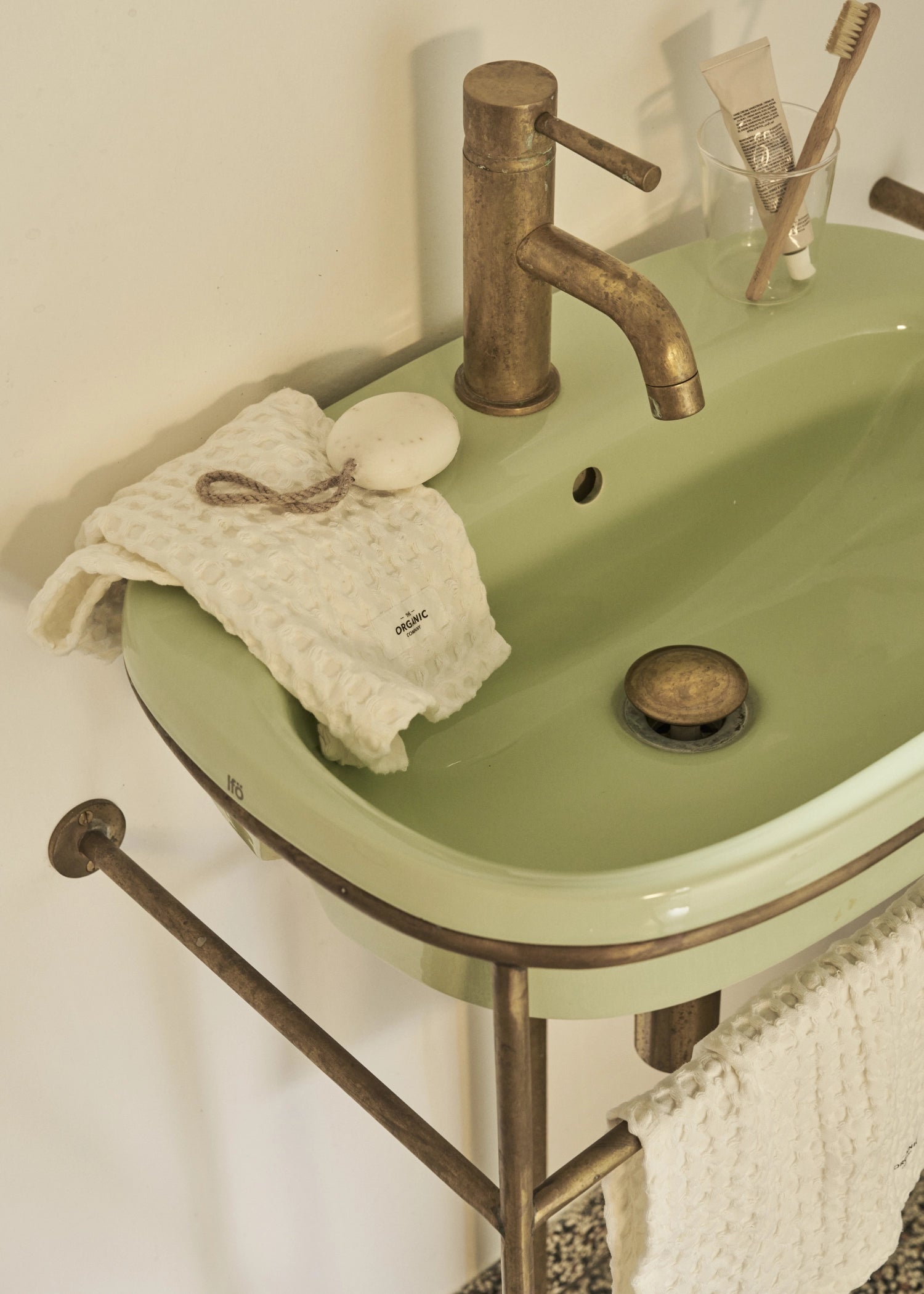 Big Waffle 3er Set Waschlappen 24x40cm natural white in Weiss präsentiert im Onlineshop von KAQTU Design AG. Badetuch ist von The Organic Company