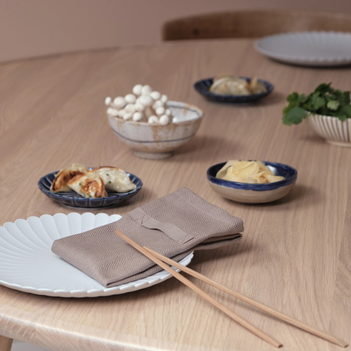 Dinner 4er Set Stoffserviette 35x40cm clay Biobaumwolle in Braun präsentiert im Onlineshop von KAQTU Design AG. Servietten ist von The Organic Company