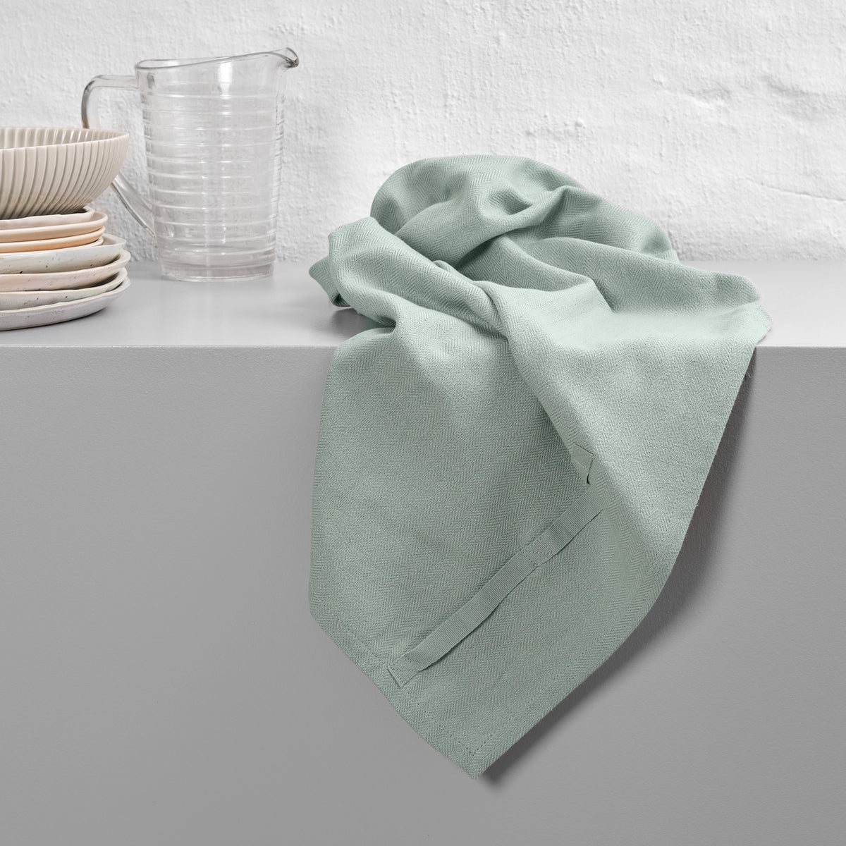 Geschirrtuch 53x86cm dusty mint Biobaumwolle in Grün präsentiert im Onlineshop von KAQTU Design AG. Küchentuch ist von The Organic Company