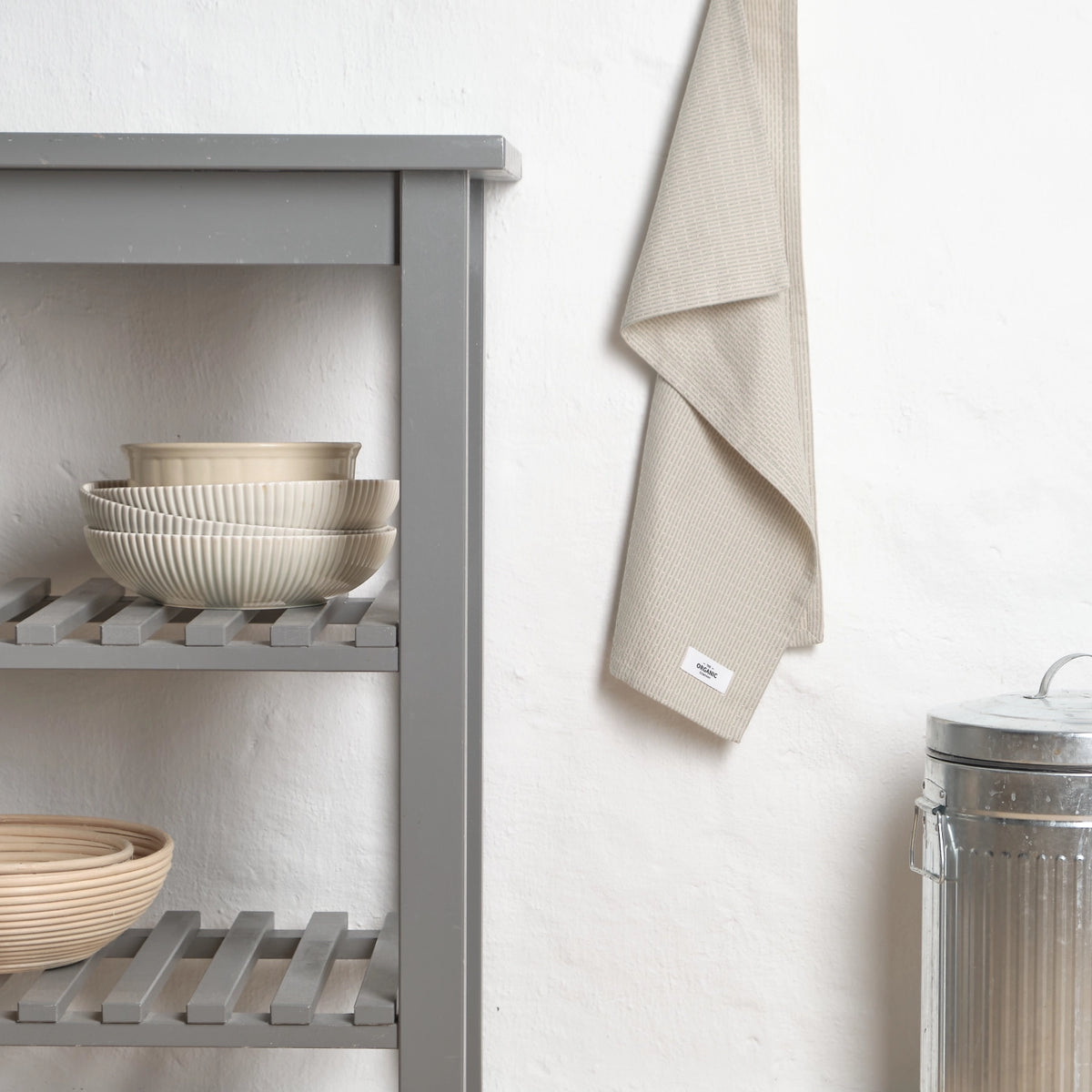 Geschirrtuch klein 35x60cm morning bay Biobaumwolle in Beige präsentiert im Onlineshop von KAQTU Design AG. Küchentuch ist von The Organic Company