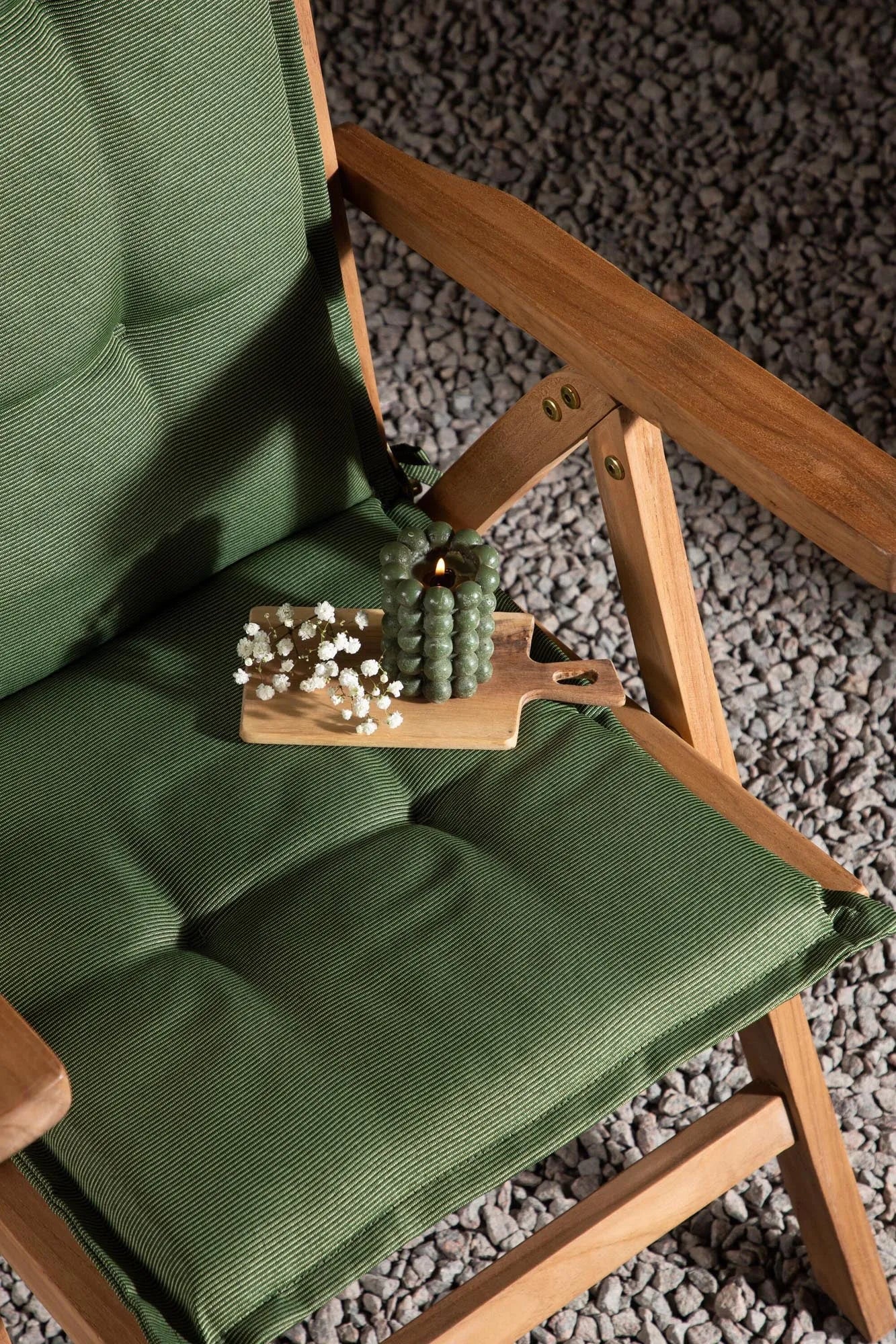 Stilvolles Kissen mit Füllung von Venture Home, perfekt für Komfort und Dekoration, hochwertig verarbeitet und vielseitig nutzbar.