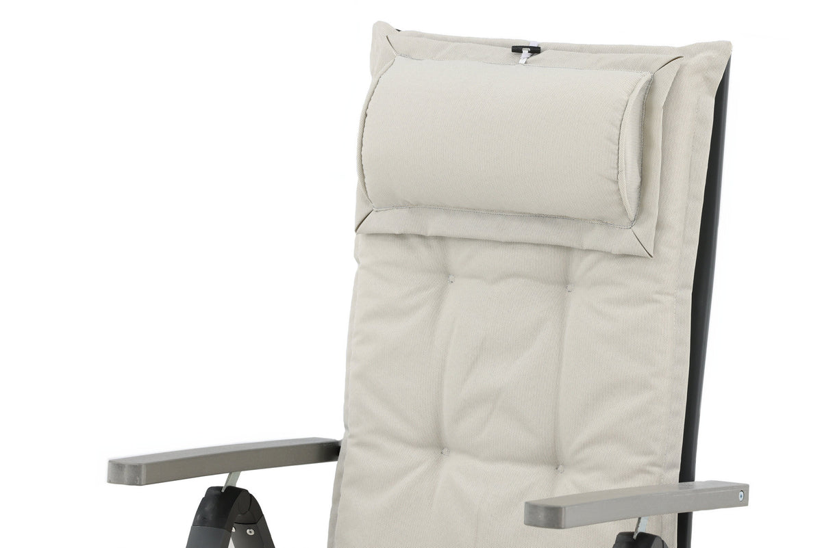 Kissen 5 pos in Cremefarben präsentiert im Onlineshop von KAQTU Design AG. Sitzkissen ist von Venture Home