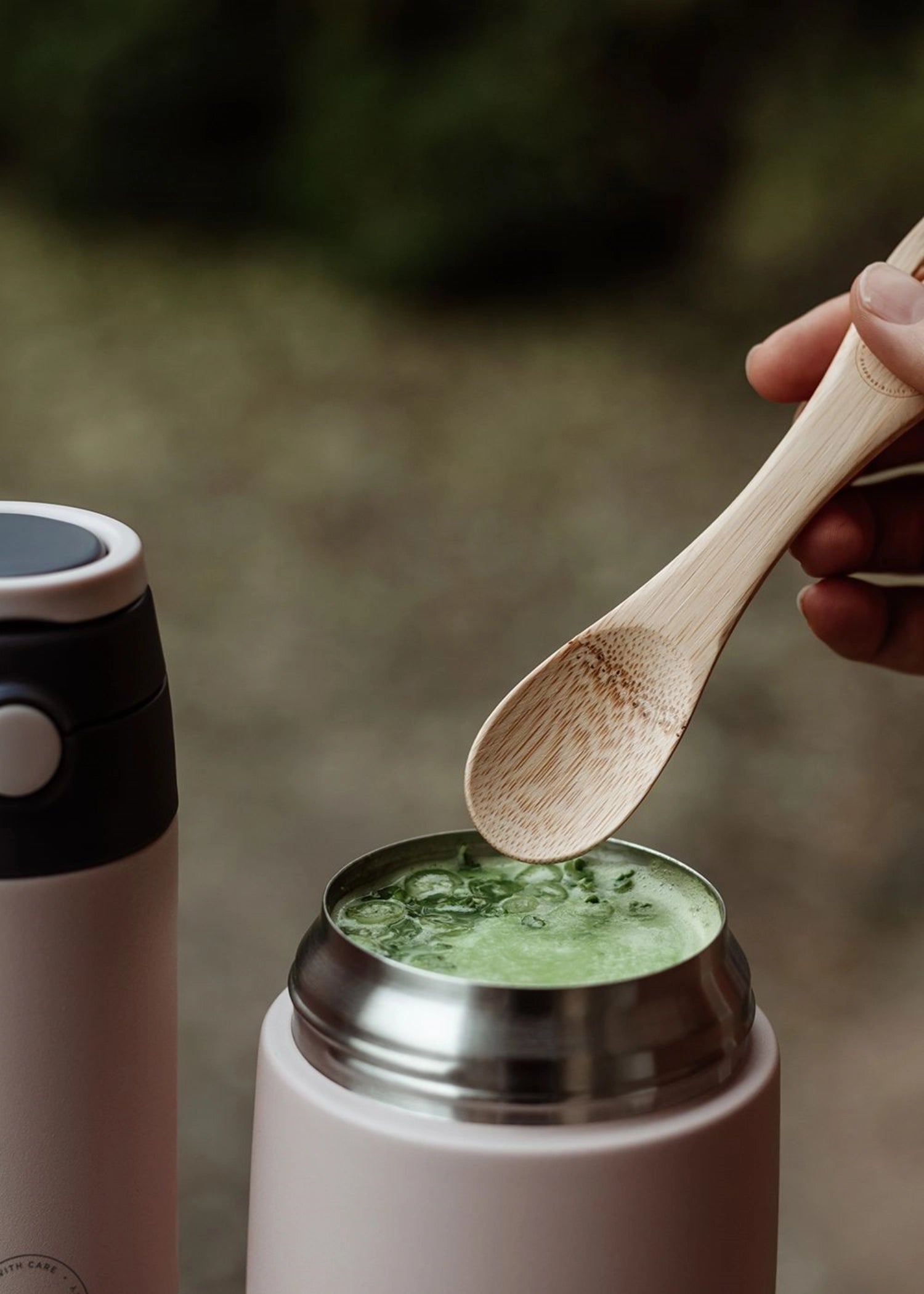 Food'ie Lunch Box 500ml Soft Rose in Pink präsentiert im Onlineshop von KAQTU Design AG. Snackbox ist von AYA&IDA