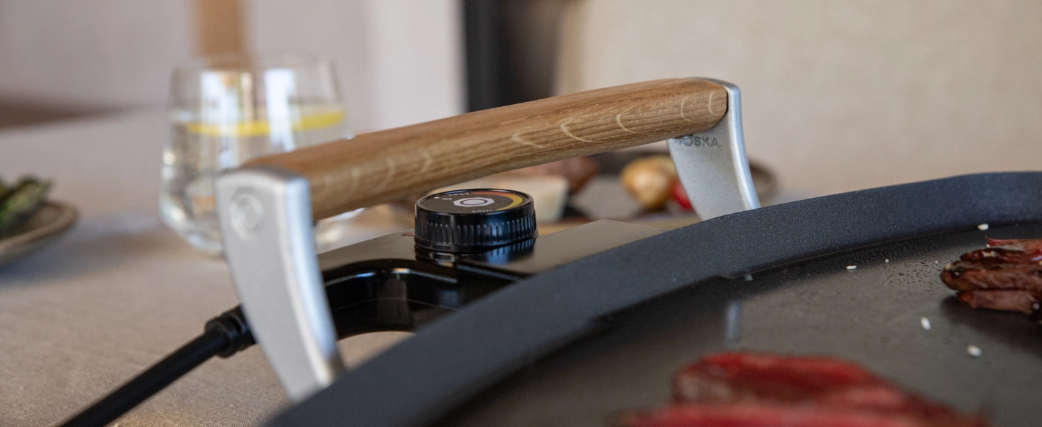 Pro Elektrische Grillplatte 68x35x10.3cm in Schwarz präsentiert im Onlineshop von KAQTU Design AG. Küchengerät ist von Boska