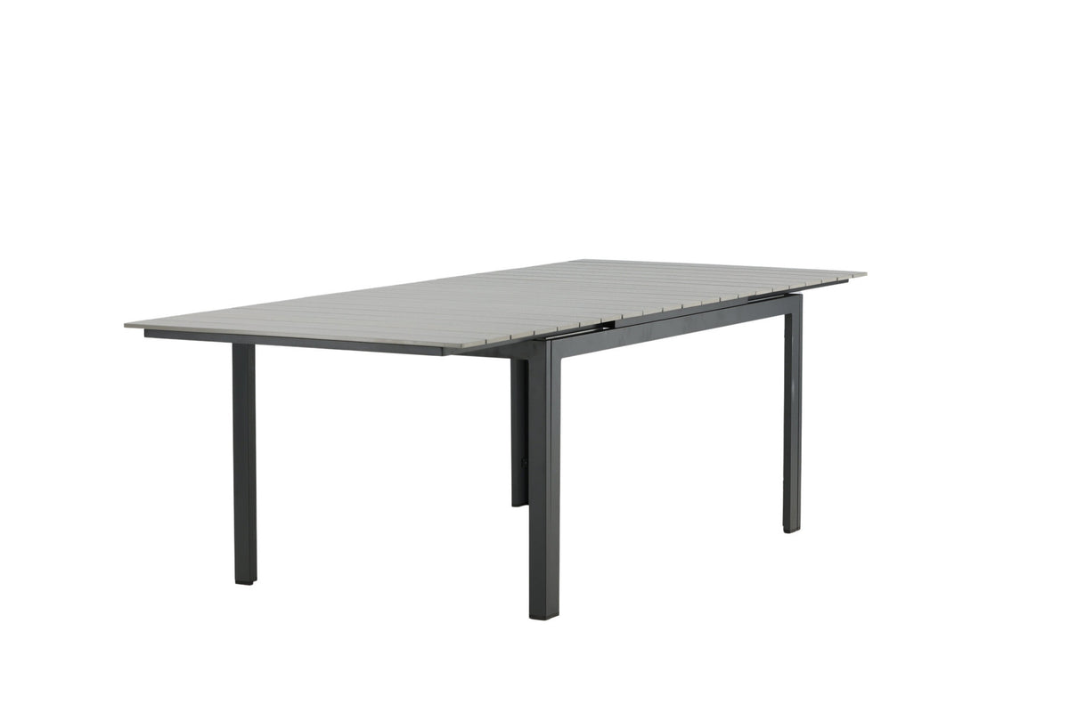 Levels Gartentisch ausziehbar in Schwarz präsentiert im Onlineshop von KAQTU Design AG. Gartentisch ist von Venture Home
