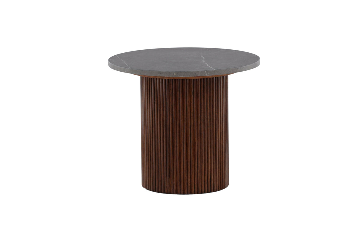 Härön Beistelltisch in Nussbaum präsentiert im Onlineshop von KAQTU Design AG. Beistelltisch ist von Vind