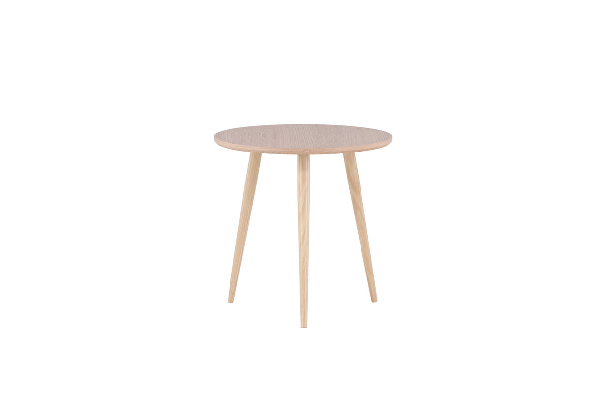 Askim Beistelltisch in Tünchen präsentiert im Onlineshop von KAQTU Design AG. Beistelltisch ist von Vind